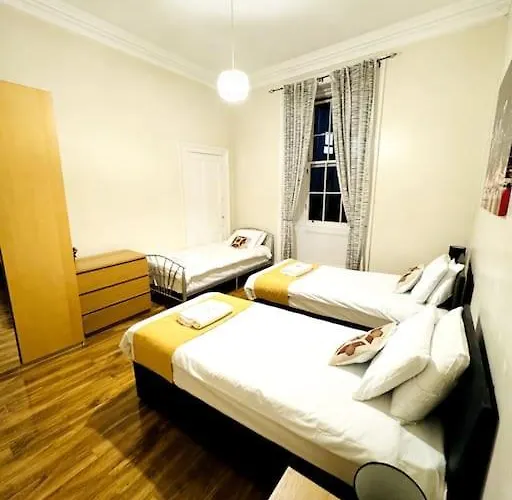 2 Bed Flat In Central Edinburgh
